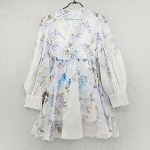 Chic Floral Long Sleeve Dress in White and Blue